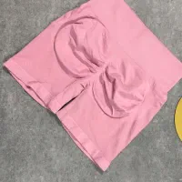 ۳عدد شورتک و یک عدد لگ ورزشی