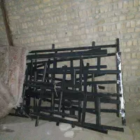 پروفیل قوطی پنجره نو نو  با شیشه مشکی سالم