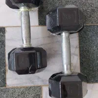 یک جفت دمبل 5کیلویی
