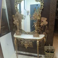 آینه و کنسول برنجی قدیمی و سنگین
