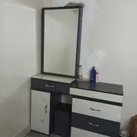 تخت خواب دو نفره به همراه تمام وسایل