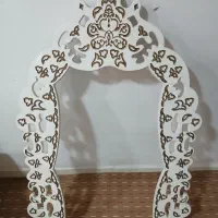 قاب ایینه ارایشگاه