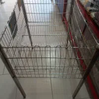 تعدادی تجهیزات فروشگاه پوشاک