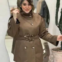 بارانی قهوه ای رنگ