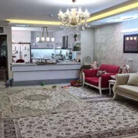 آپارتمان طبقه اول 150متری بازسازی شده 4 خواب