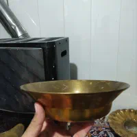 چند تیکه اجناس قدیمی|کلکسیون اشیاء عتیقه|بروجرد, |دیوار