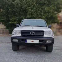 تویوتا لندکروز اتاق صد 2003