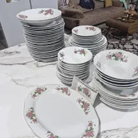 سرویس چینی گل سرخ قدیمی