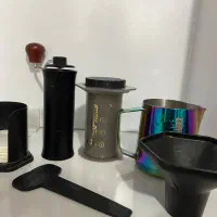 مجموع (پیچر ، آسیاب دستی قهوه ، ایروپرس)