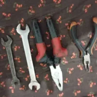 دوعدد اچار۱۲  ۱۳  ۱۰ ۱۲ انبردست دم باریک