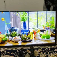 ال ای دی ۴۰ اینچ جی پلاس  در حد نو