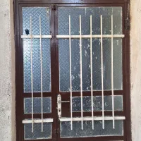 درب ورودی وپنجره