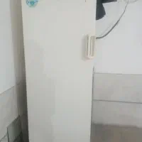یک یخچال فریزر یک گاز فردار گاز اشانتیون