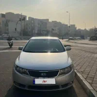 سراتو 2010 وارداتی فول ترین نسخه بسیار سالم