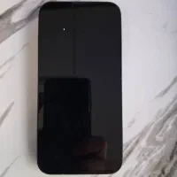 ایفون۱۳نرمال درحد