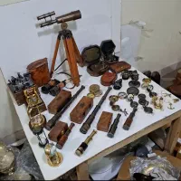 دوربین آنتیک ساعت آفتابی و قطب نمای آنتیک کمیاب|کلکسیون اشیاء عتیقه|تهران, افسریه جنوبی|دیوار