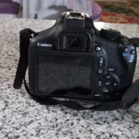 دوربین کنون ۱۳۰۰dبسیارتمیزوکم کار