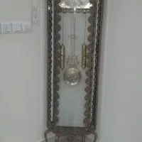 برنز ساعت ایستاده