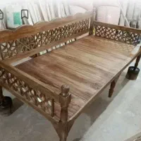 تخت سنتی با فرش