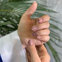 مدل کاشت و ترمیم ناخن فقط ۲۰۰|خدمات آرایشگری و زیبایی|مشهد, چهارچشمه|دیوار