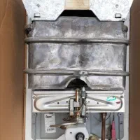 آبگرمکن B15 سالم درحد نو مخزن سالم زی قیمت