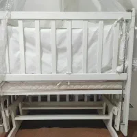تخت گهواره نوزاد