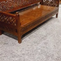 تخت سنتی (سایز200در70)