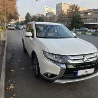 اوتلندر ۲۰۱۶ تیپ ۴