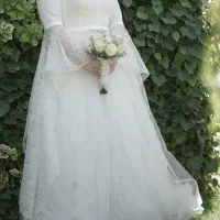 لباس نامزدی (خاص)|لباس|اصفهان, شفق|دیوار