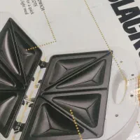 ساندویچ ساز بلک اندیکر