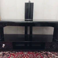 ۲عدد میز تلویزیون شیشه ای