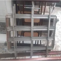 تخت و تشک