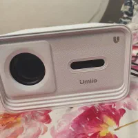 دستگاه ویدیو پروژکتوریومیو نونونو با وسایل زیرقیمت