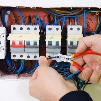 سرویس تعمیرکار کولر آبی برقکار برق دینام سیم پیچی