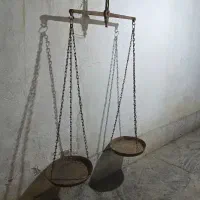 ترازوی قدیمی|کلکسیون اشیاء عتیقه|اصفهان, دشتستان|دیوار
