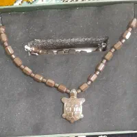 گردنبند یشم محصولی از کوهای آتشفشان کره