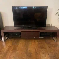 میز تلویزیون کارکرده چوب و استیل