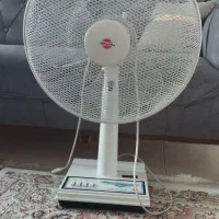 پنکه پارس خزر سالم و تمیز|پنکه و تصفیه‌کنندهٔ هوا|شیراز, جوادیه|دیوار