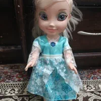 عروسک دخترانه