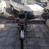 موتور هندا ۲۰۰ پنج دنده|موتورسیکلت|تهران, خاک سفید|دیوار