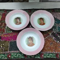 سه عدد دیوار کوب خیلی قدیمی ملکه ثریا