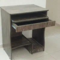 میز تحریر کامپیوتر