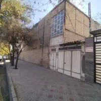 منزل  مناسب برای سکونت، مدرسه، کلاسهای آموزشی