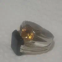 دو عدد انگشتر نقره بفروش میرسد