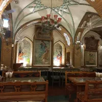 استخدام تضمینی نیرو در سفره خانه سنتی