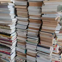 فروش کتاب دست دوم و بازیافتی