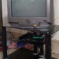 تلویزیون دیجیتال و میز|تلویزیون و پروژکتور|قنوات, |دیوار