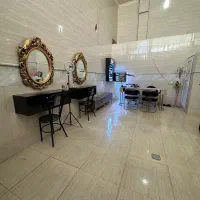 فروش وسایل ارایشی زنانه
