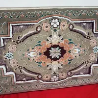 دو عدد پشتی نو و تمیز.