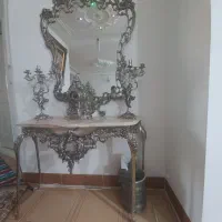 اینه  و ساعت و شمعدانی برنزی|بوفه، ویترین، کنسول|میانه, |دیوار